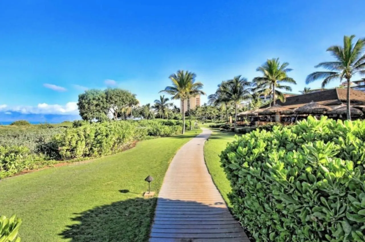 K430 Luxury Mountain View Resort Condo With Large Private Balcony Lahaina